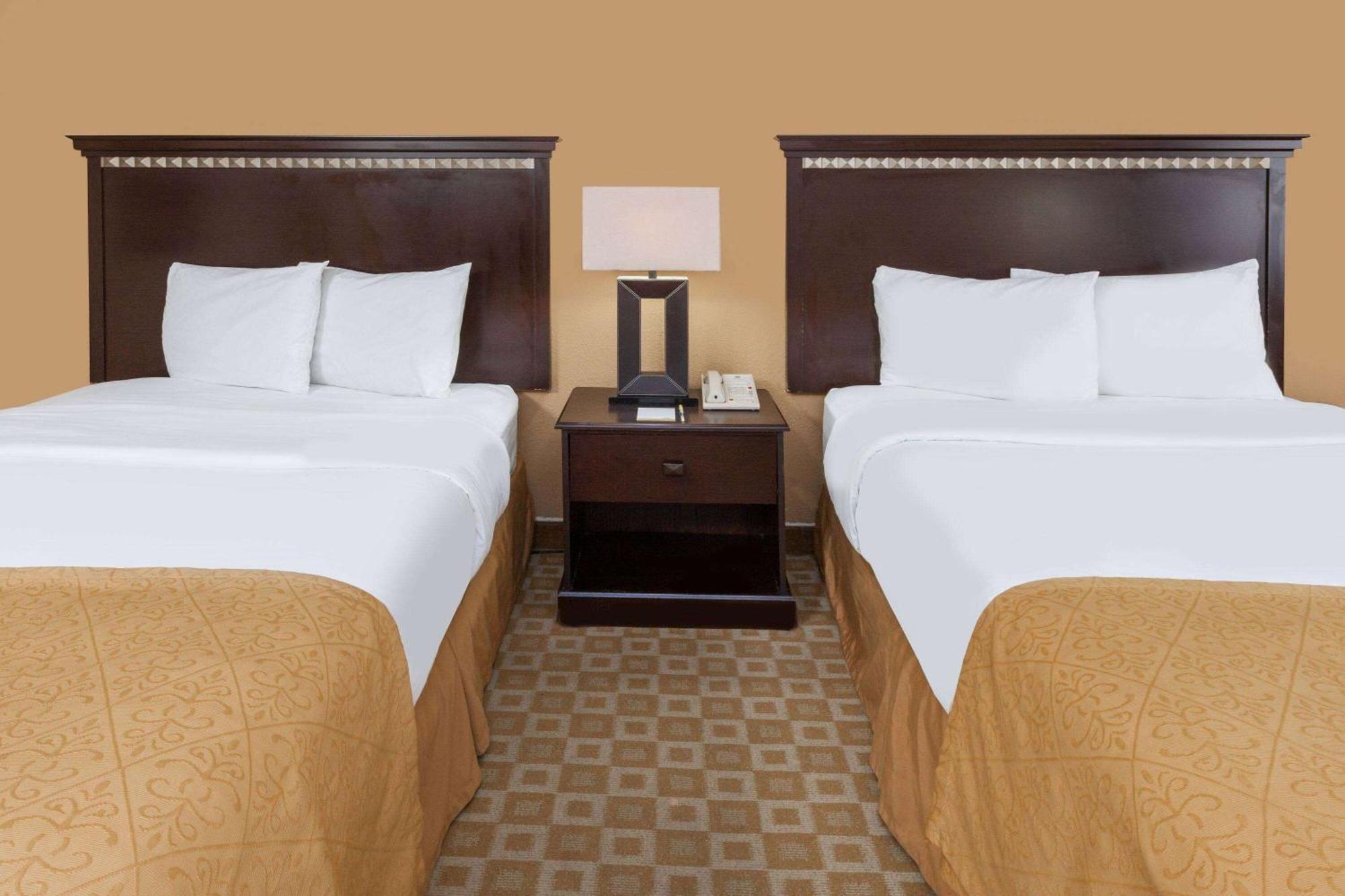 Days Inn By Wyndham Sherman Buitenkant foto